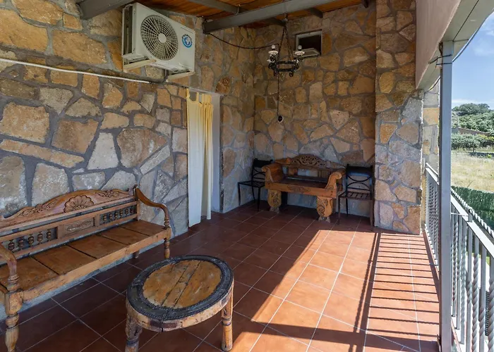 La Nave De Gredos Burgohondo